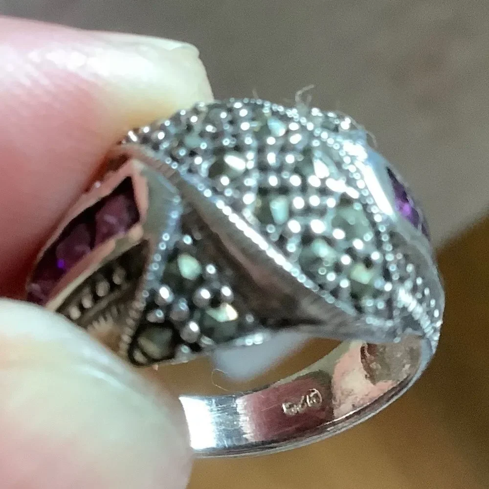 STERLING SILVER 925 AMETHYST MARCASITE BEAUTIFUL RING SIZE US 7.5​